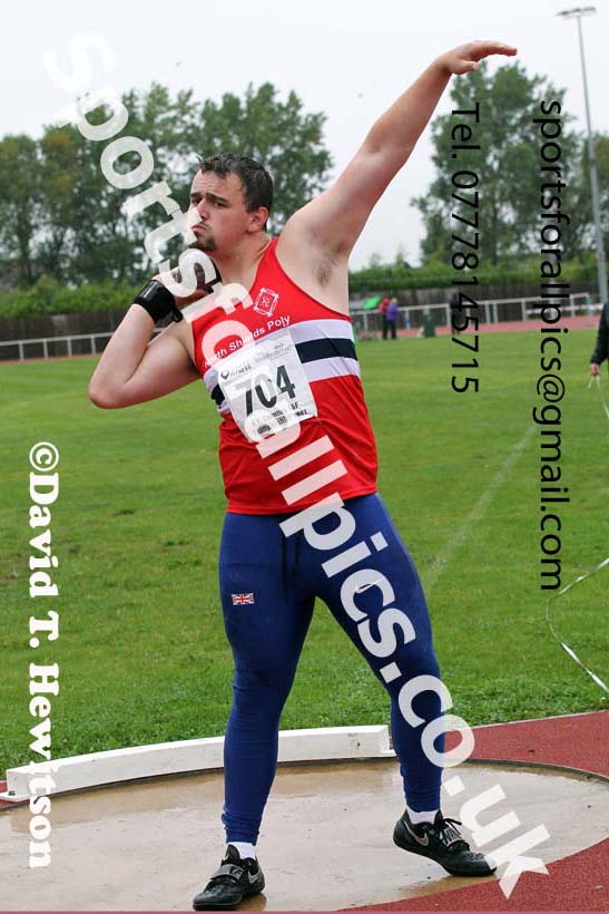 Mens and Boys shot putt, 2021 North Eastern Track and Field Champs., Middesbrough. Photo: David T. Hewitson/Sports for All Pics